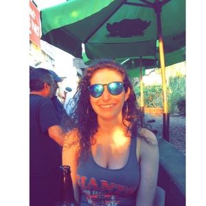 Meet your Posher, Eleanor